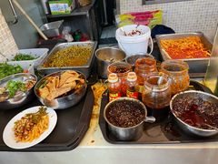 -红鼻子桂林米粉(金唐新光界店)