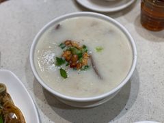 -香港新发烧腊茶餐厅(水围店)