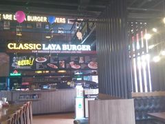 -拉亚汉堡经典餐厅(商城路店)