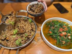 牛肝菌炒饭-老滇山寨•云南特色菜•地方菜•民族风情歌舞表演(金碧店)