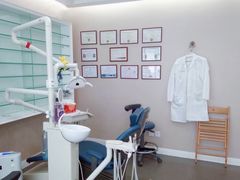 -瑞尔齿科(颐堤港诊所)