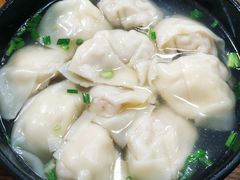 三鲜大馄饨-万寿斋(山阴路店)