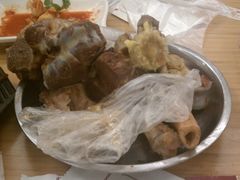 大棒骨端上来一盆，吃完还有一盆。-东北风(江北万达店)