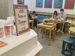 -塔斯汀中国汉堡(江南万达店)