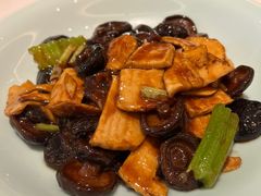 -梅飞酒家(名辉豪庭店)