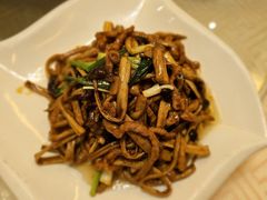 茶树菇炒肉丝-马凯餐厅(长椿街店)