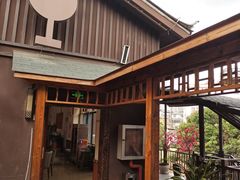 -跃进桥火烧鸡(怒江西岸店)