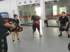 -巅峰减重高端减肥训练营(惠州店)