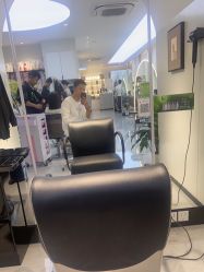 -吉艺心专业美发造型