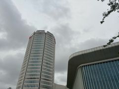 -上海游泳馆(地铁站)