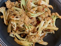 -蜜桃餐厅·伴山(湖滨商业街店)