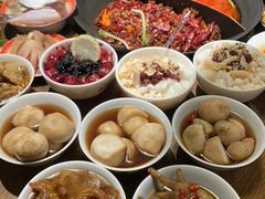 -萍姐火锅·公路夜市(武汉首店)