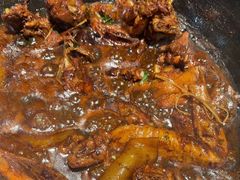 -咱屯子铁锅炖直营店(保利店)