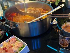 -唯爱KTV聚会餐厅(仙林东城汇店)