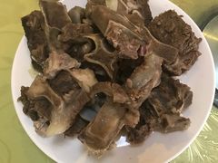-苏莱特色牛骨滩羊手抓馆(长城东街总店)