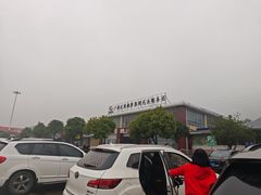 -龙头服务区-停车场