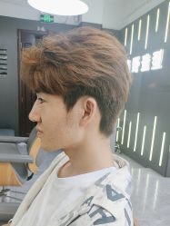 -藤野造型烫发染发