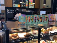 面包甜点陈列柜-星巴克(北京建威大厦店)