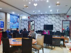 -老刘生态大鱼坊铁锅炖鱼(赛马场店)