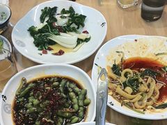 -花儿穆萨·烤肉餐厅(石马坪店)