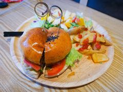 -龙治汉堡(中华城店)