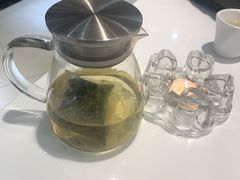 餐具摆设-至潮餐厅精致粤菜·活鲈鱼·走地鸡(珠江新城店)