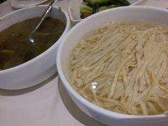 雪菜煨面-老正兴菜馆(福州路店)