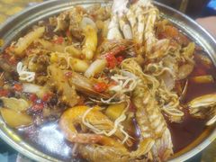 -老闵田螺馆·南昌特色小炒(梦时代店)