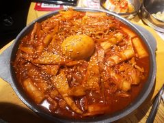 炒年糕-姜虎东白丁烤肉(恒隆广场店)