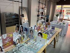 -零度眼镜·宝视友·蔡司依视路(吾悦花街店)