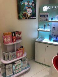 -咪咪比基尼脱毛专业店