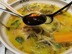 -大食代美食广场(上海中心店)