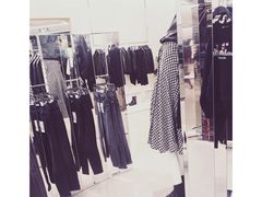 -ZARA(大上海时代广场店)