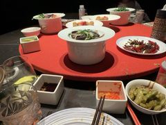 -左庭右院鲜牛肉火锅黑金店(陆家嘴中心店)