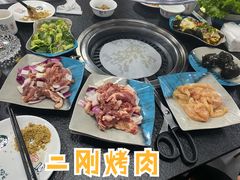 月牙骨饭团-二刚大块烤肉(东山商业街店)