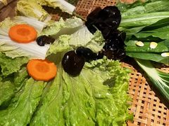 -尚尚仙·酸汤猪手·猪肚鸡火锅(华联万柳购物中心店)