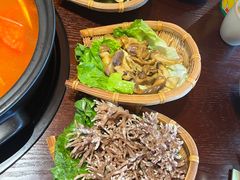 -滇野云南野生菌餐厅(陕西南路店)