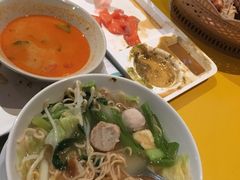 -彩虹云霄酒店76&78层国际自助餐