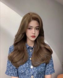 -变画·发型STUDIO