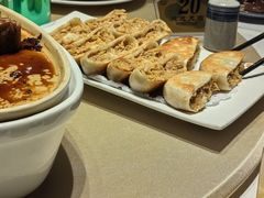 -八府香鸭·啫啫煲(华山路店)