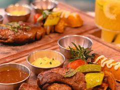 -拾挚扒房(招商花园城店)