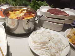 -锅儿欢海鲜火锅烤肉自助餐(东港凯虹店)