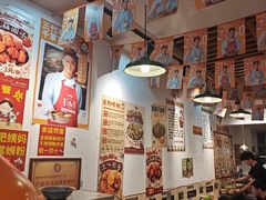 -柳州肥姨妈大骨螺蛳粉(江宁万达店)