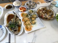 -四川小胡子海鲜(丁村万人海鲜广场店)