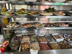 -超越海鲜屋(飞龙物业店)