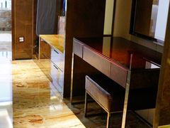 -广州天河希尔顿酒店