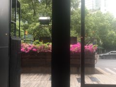 -Carbon莫卡哆·意大利复古集市餐厅(杭州大厦店)