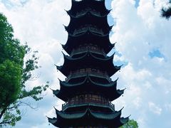 -龙华寺