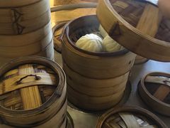 -大中华希尔顿酒店-念自助餐·嗨啤·小龙虾