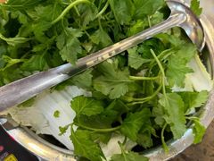 -黄利砖万峰林布依特色酸笋牛肉馆